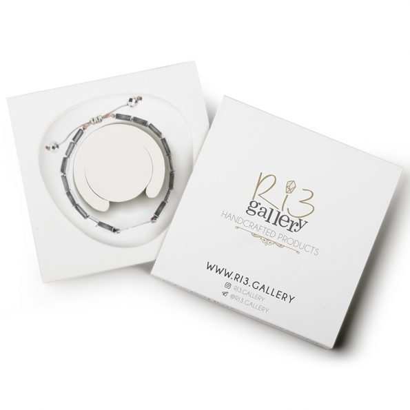 بسته بندی زیبا برای دستبند نقره
