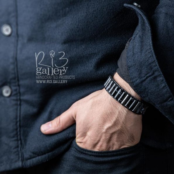 دستبند مردانه چرمی سنگ عقیق و حدید