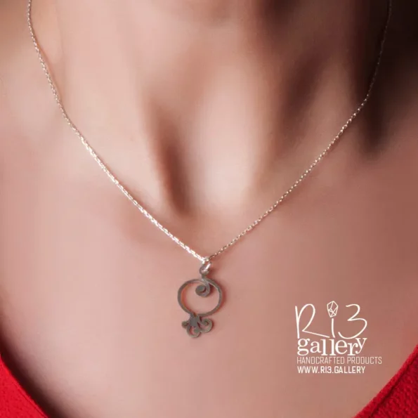 گردنبند نقره طرح انار