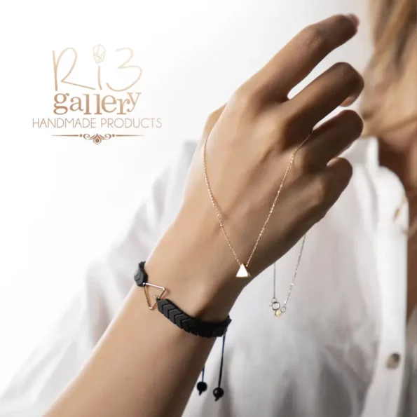 گردنبند طلا زنانه مثلثی