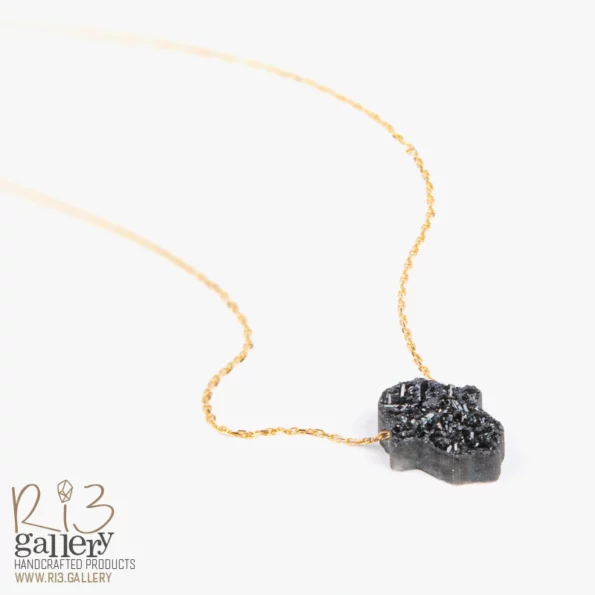گردنبند طلا زنانه طرح ژئود مشکی