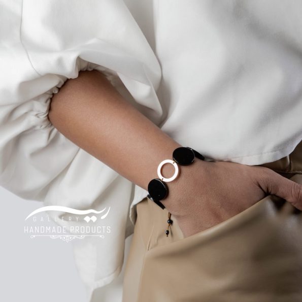 مدل دستبند طلای زنانه عقیق فشن