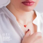 گردنبند طلا اوپال قرمز طرح قلب