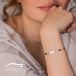 دستبند طلا زنانه سنگ مربعی