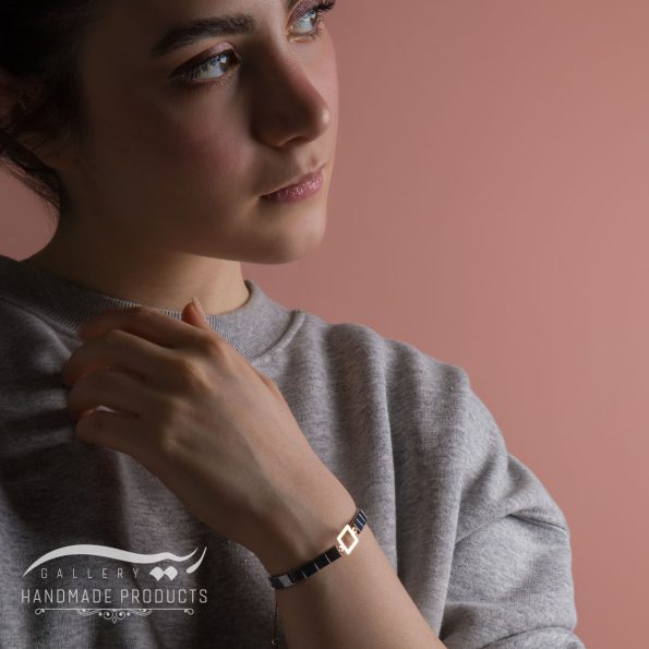 مدل دستبند طلا زنانه لوتوس
