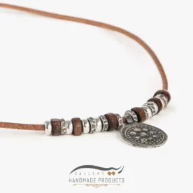 گردنبند نقره شمسه (ساخته شده از چرم، چوب، نقره)