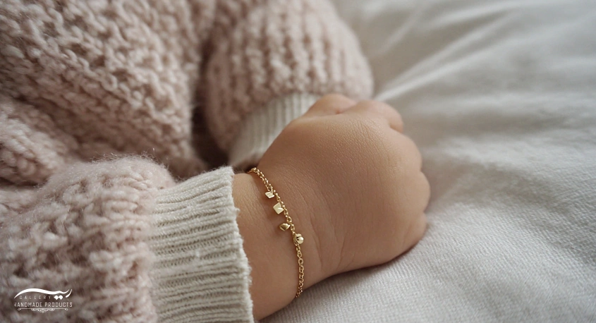 03-دستبند نوزادی