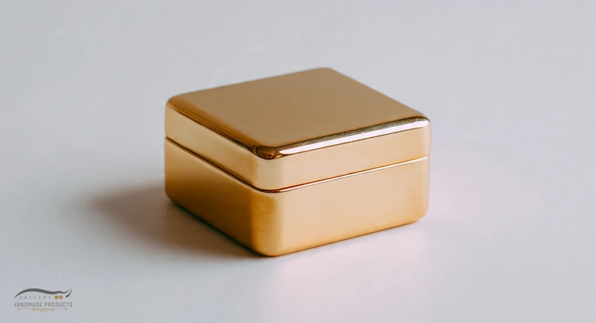 11-جعبه کادو طلایی