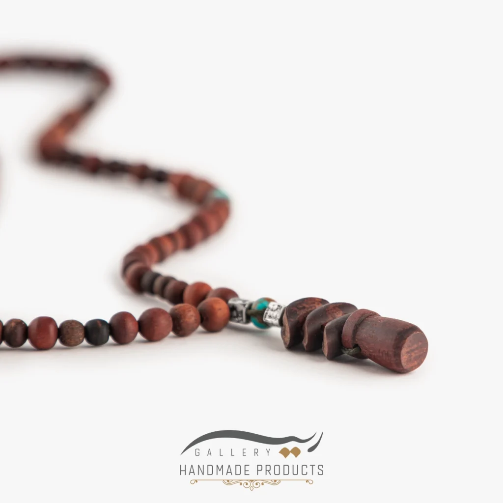گردنبند نقره مردانه سیلوان (ساخته شده از چوب عناب، فیروزه، هسته خرما و نقره)